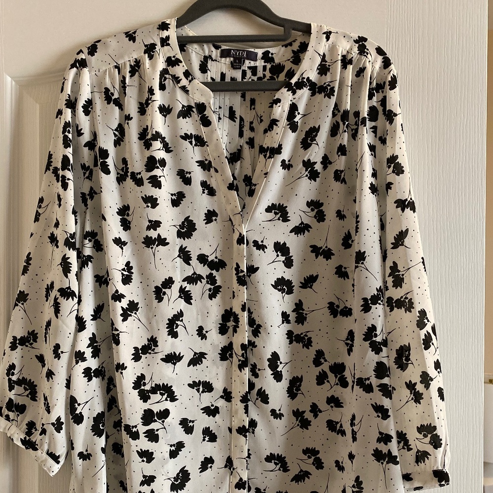 NYDJ Black and White Floral Blouse
